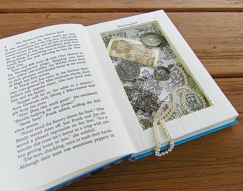 Hardy Boys Hollow Book Safe Mystery of the Chinese Junk