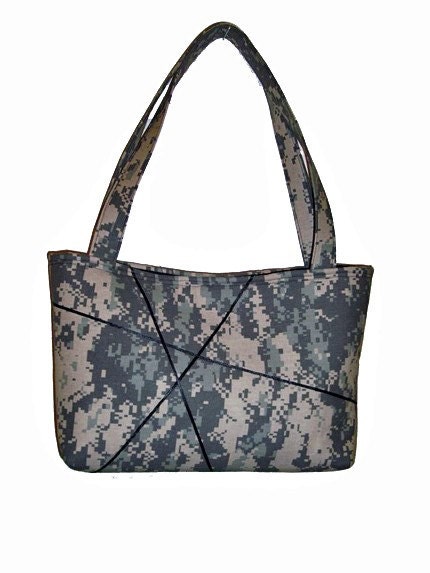 Camo Tote...FREE SHIPPING