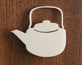 Brooch - Kettle design - Soft white