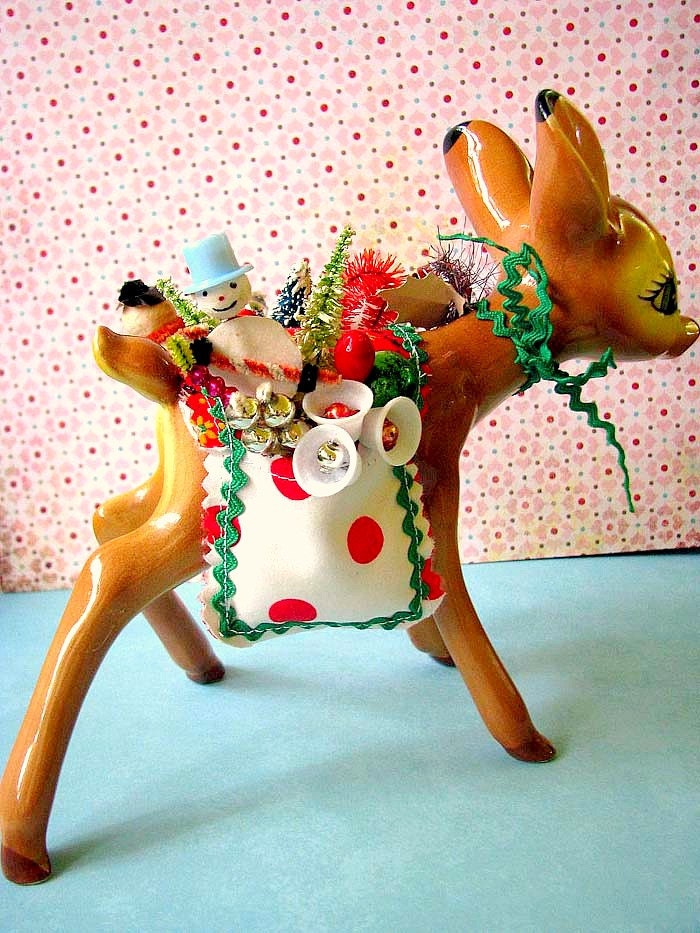 Vintage Adorable Deer Holiday Decoration