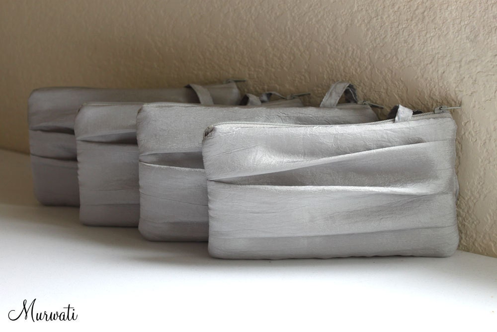 Pleated Clutches- Bridesmaids Gift-SET OF 4 Wristlets-Custom Colors Silver Gold Purple Silver Yellow Cobalt Royal Blue Green Black and More