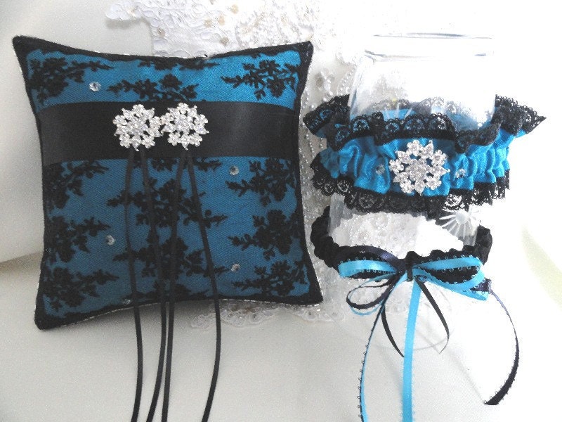Black Victorian French Tulle Lace Silk Ring Pillow/Garter Set