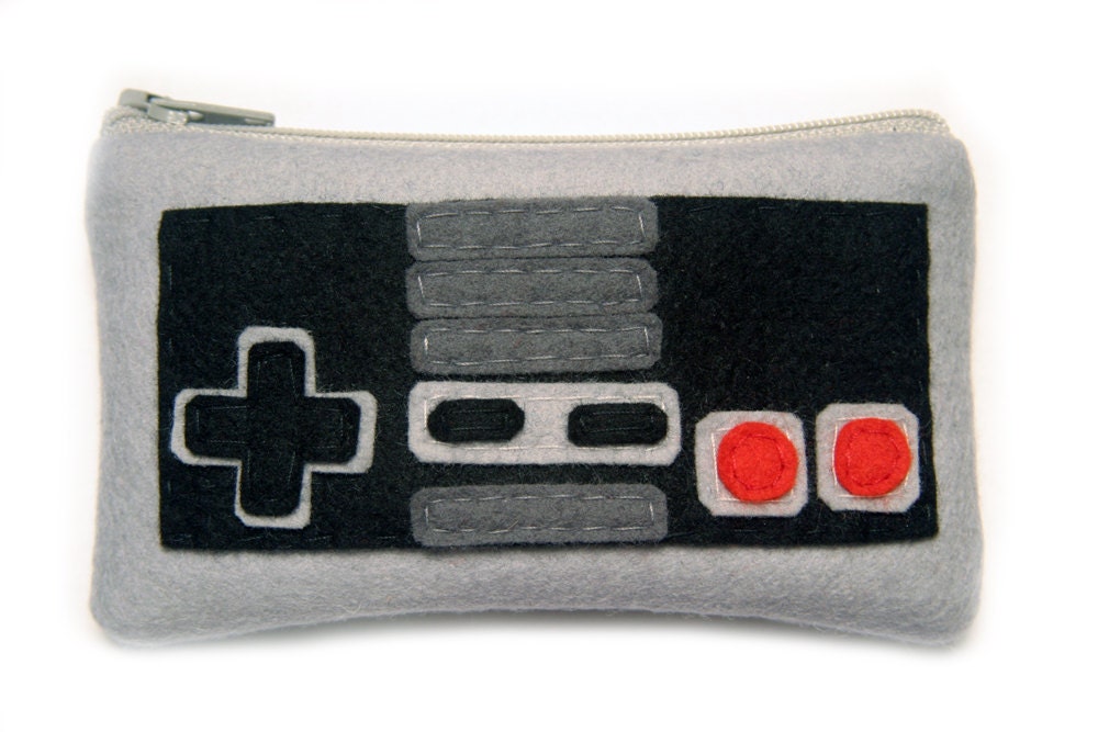 Nintendo Controller Zippered Felt Pouch - Geeky Nes 80s Video Game Coin Wallet