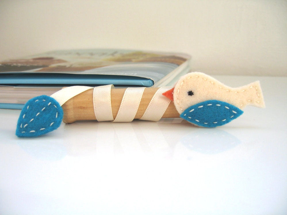 RESERVED for Mary - Where I Left Off - Felt Birdie Bookmark - Turquoise