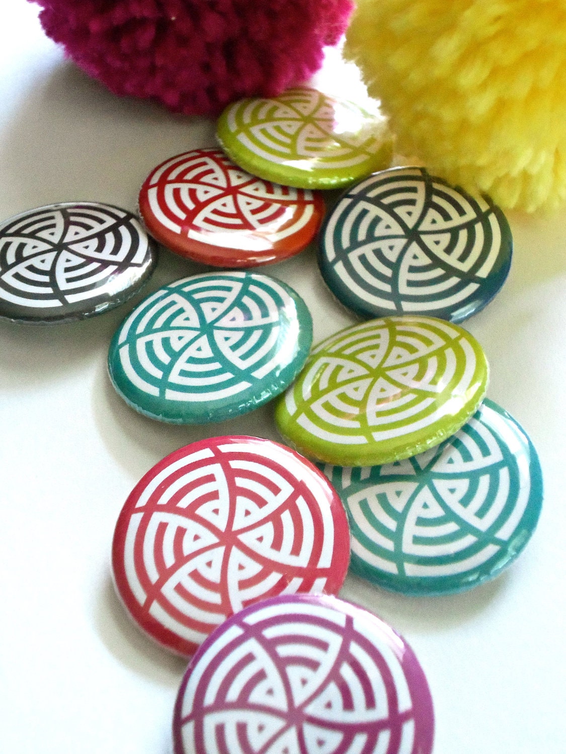 5 Pinwheel Allah(SWT) Calligraphy Buttons