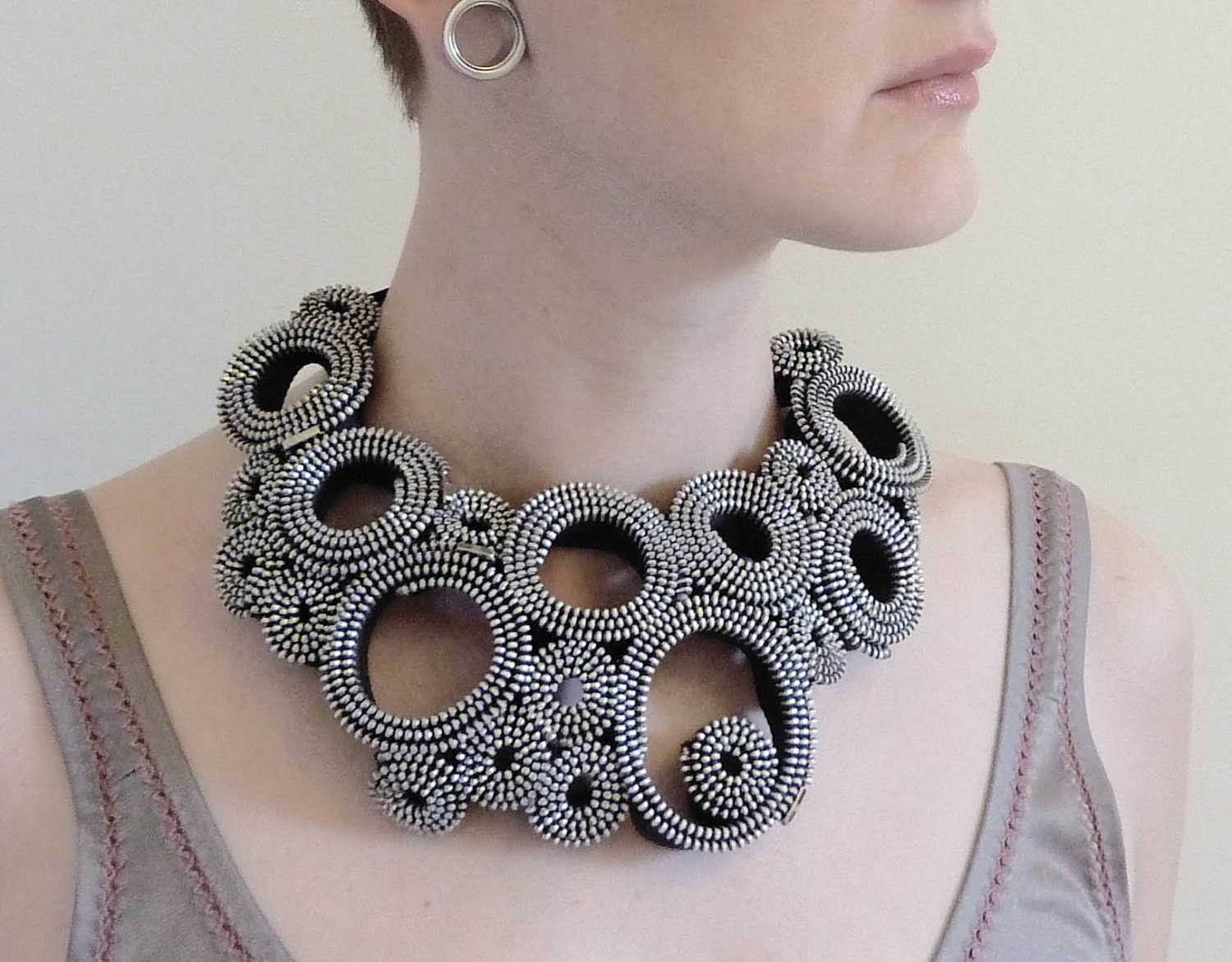 Silver Circles Zipper Necklace