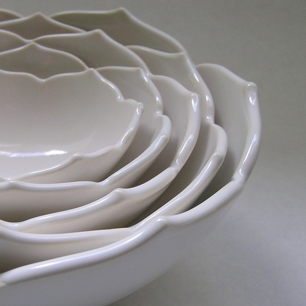 Ceramic Nesting Lotus Bowls Set of Five in White