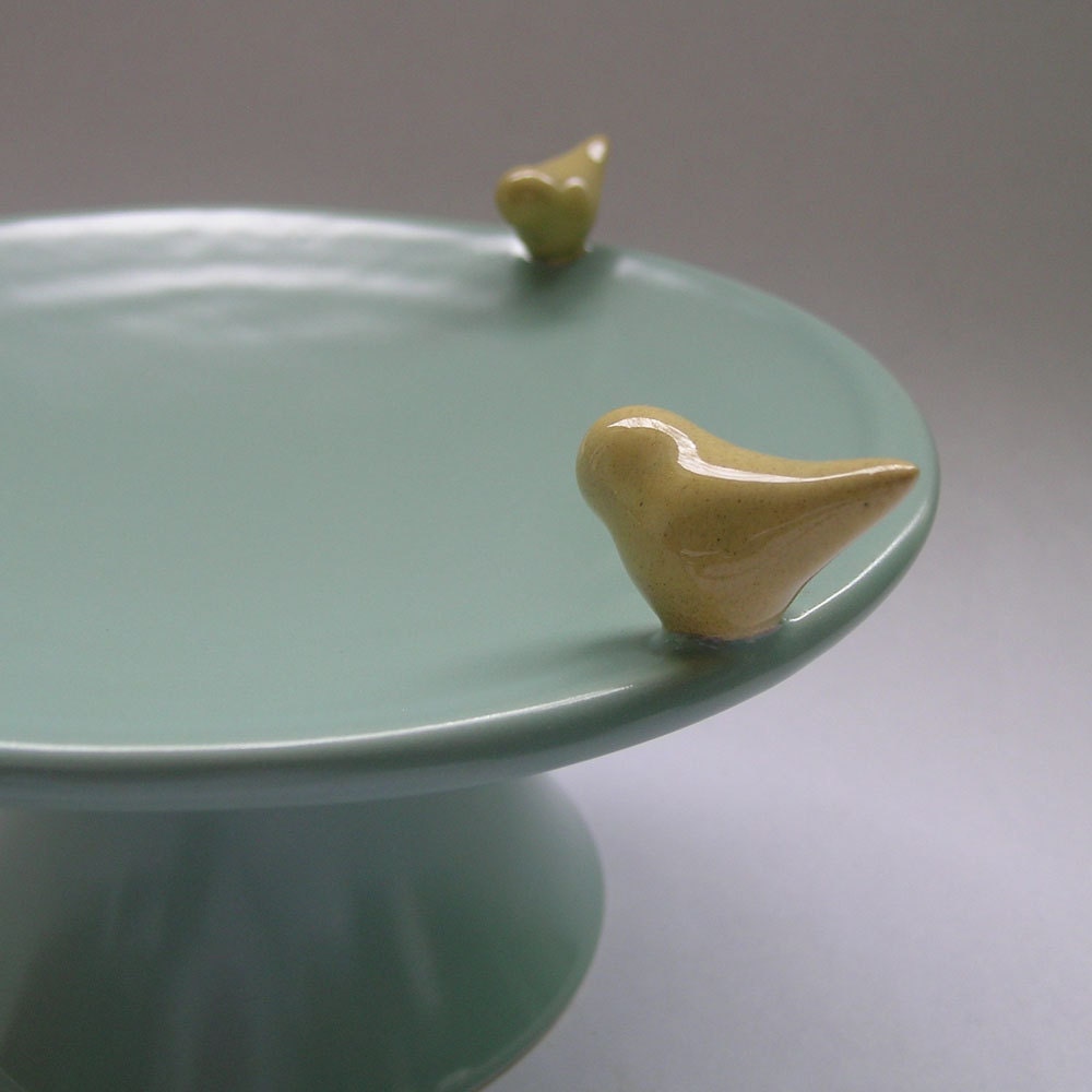 Medium Bird Cupcake Ceramic Stand in Robin Egg Blue