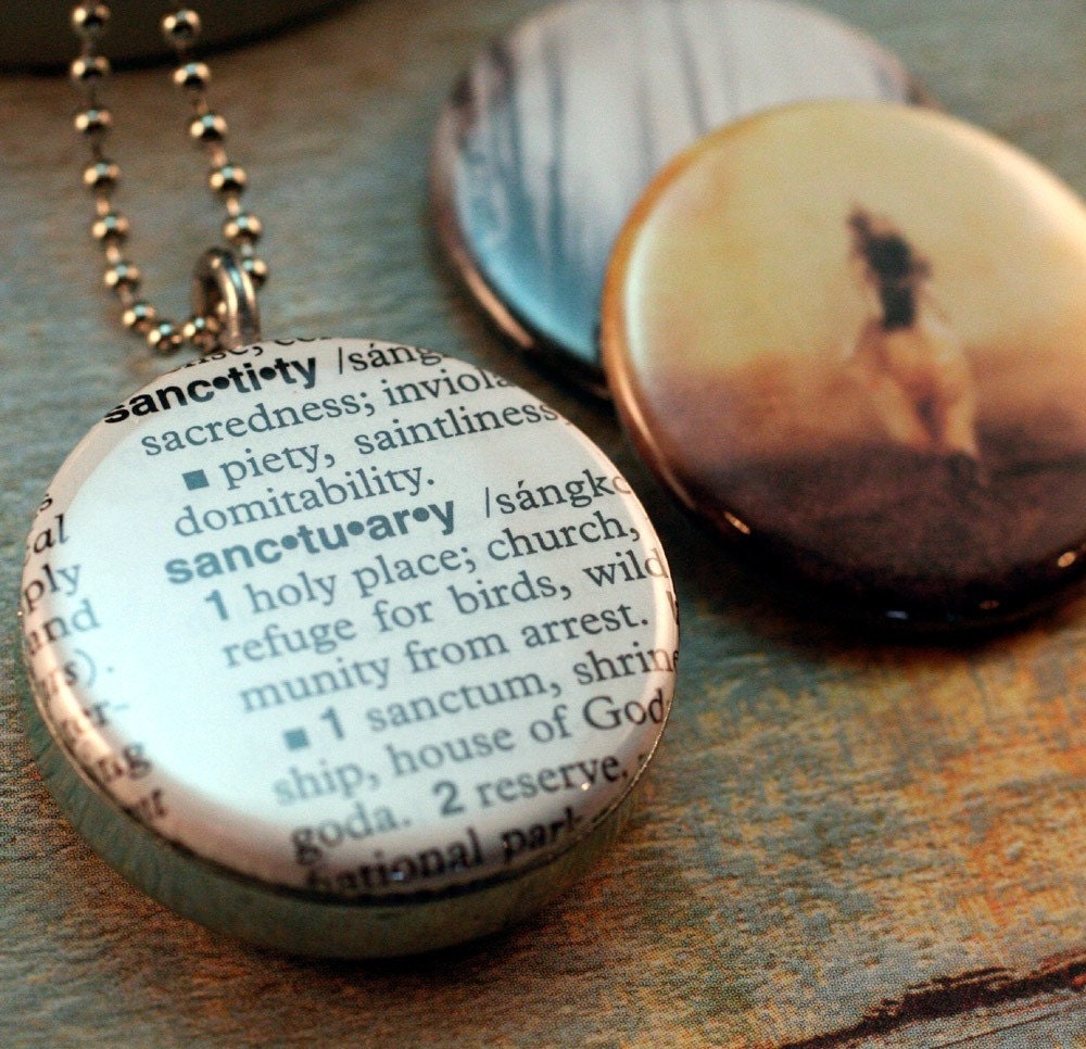 S A N C T U A R Y  - Recycled Magnetic LOCKET SET