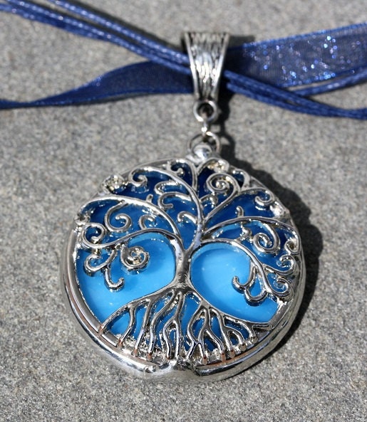 Round Stained Glass and Filigree Pendant - Tree of LIfe (SGT-P15)