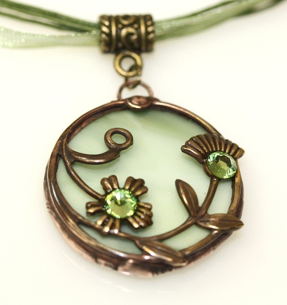 Round Stained Glass and Filigree Pendant (SGVL-P5) (RESEREVED for DIVYA)
