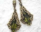 Forest Lights - Olivine Vintage Glass Jewel Earrings