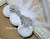 White Silk Fabric Flower Headband, Triple Flower Hair Clip, Brooch Hair Clip, White Feathers, Photo Prop, Bridal Accessories, Rhinestones