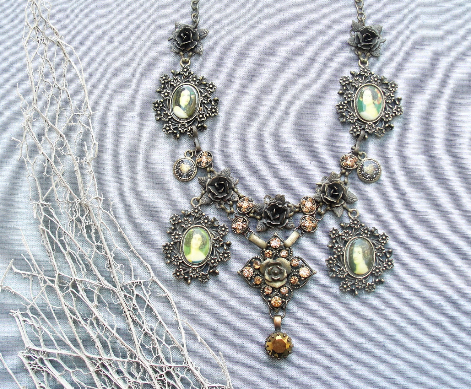 Portrait of a Lady - Gothic Necklace and Earrings