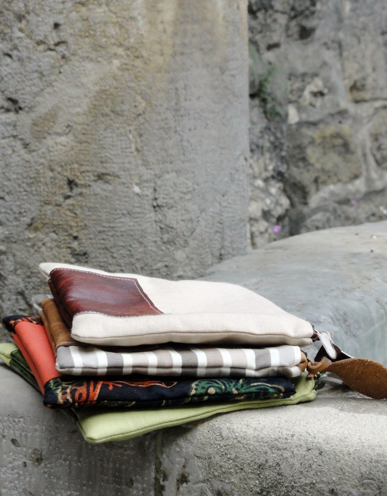 Utility Flat Clutch in Leather and Beige Lithuanian Linen - New Indie Patchwork Series