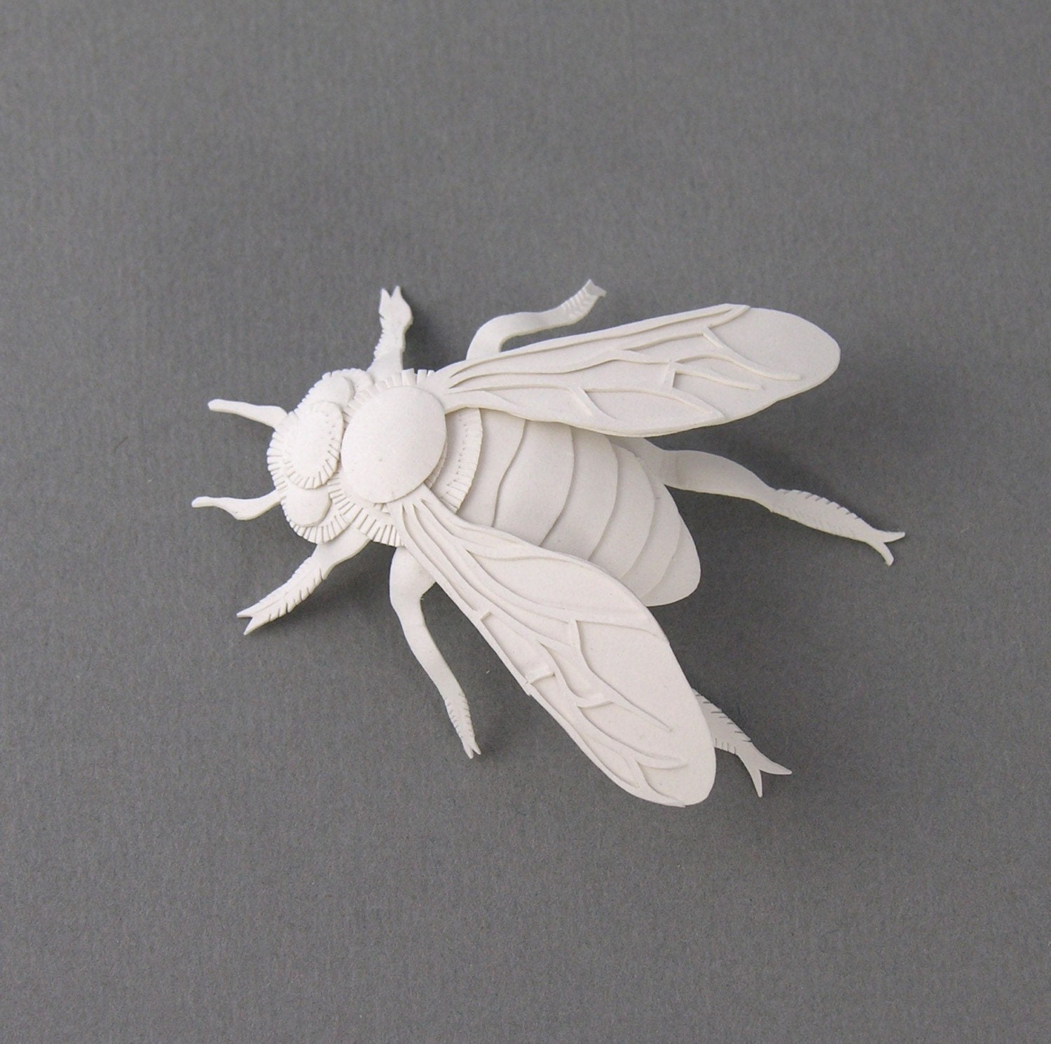 Bee Miniature Paper Sculpture - elsita