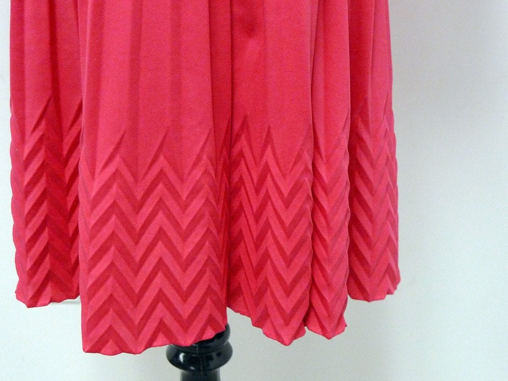 vintage FUCHSIA PINK SECRETARY dress . s - m