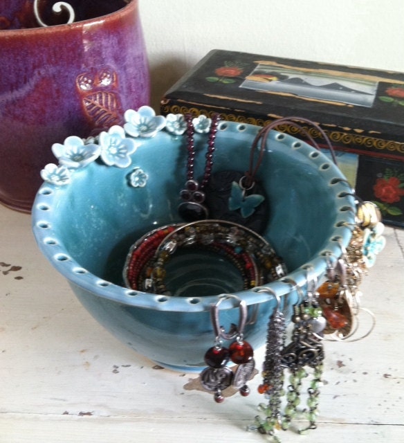 Jewelry Bowl, Earring bowl, mothers day gift, pottery vessel, home decor, housewares