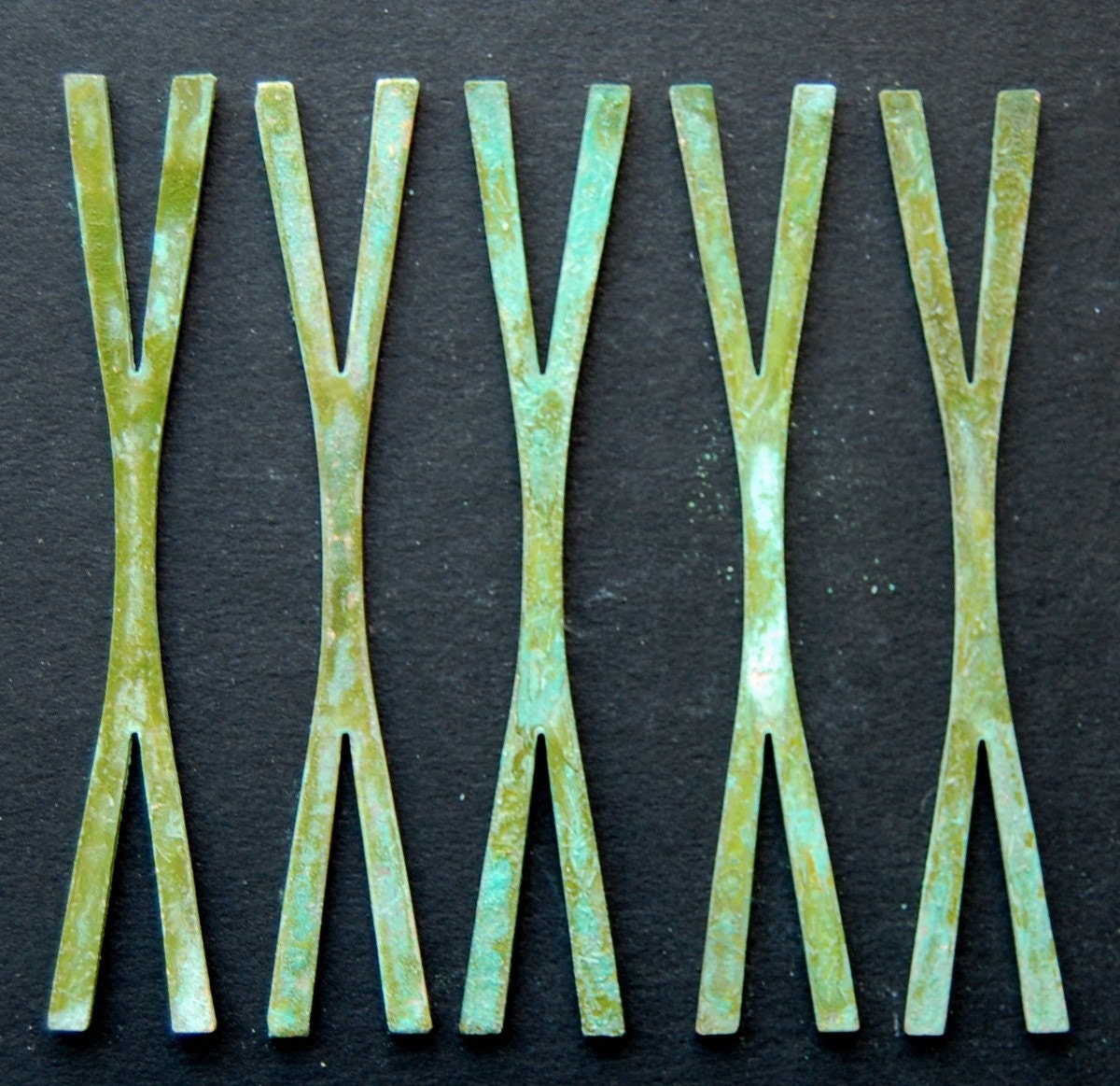 Verdigris Brass X Element - set of 5