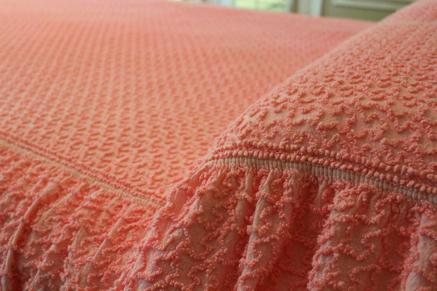 Vintage Chenille Bedspread - Bright Pink - New Squiggle Chenille with Skirt - Full Queen - Pink