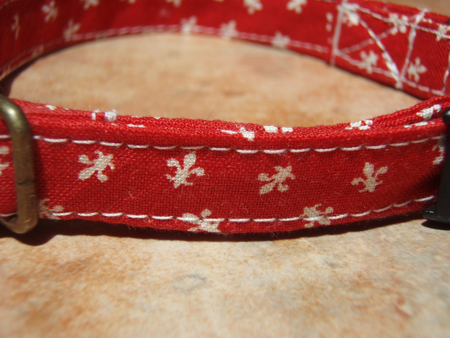FRENCH CLASSIC Vintage Red Fleur De Lis Organic Cotton CAT Collar Breakaway Safety - All Antique Brass Hardware