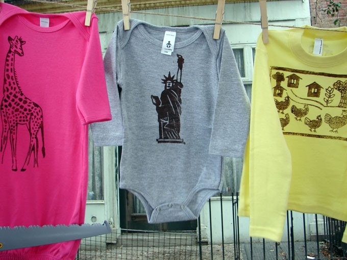 Heather Grey Statue of Liberty - Infant Baby Rib Long Sleeve One-Piece
