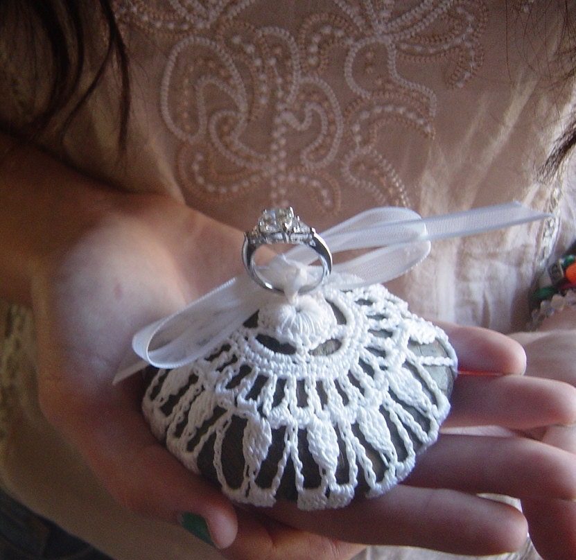 Wedding, Ring Bearer, Crocheted Lace Stone, Nature, Original, Table Decoration, White, Home Decor, Handmade, Romantic