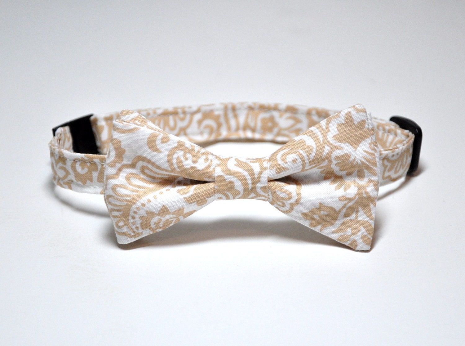 Bowtie for Little Boys Beige Damask