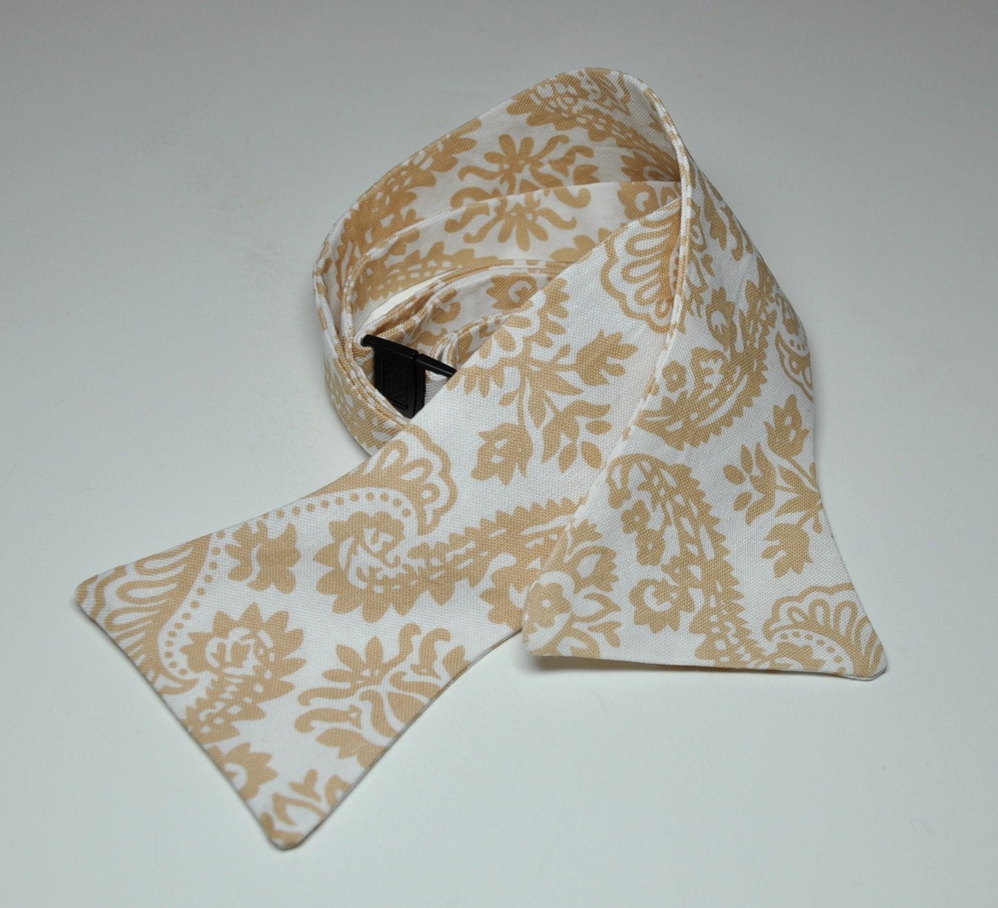 Mens Bowtie Freestyle Bow tie for Men Au Lait Damask