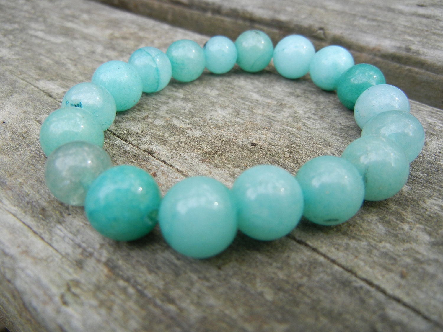 Blue-Green Jade Beaded Bracelet