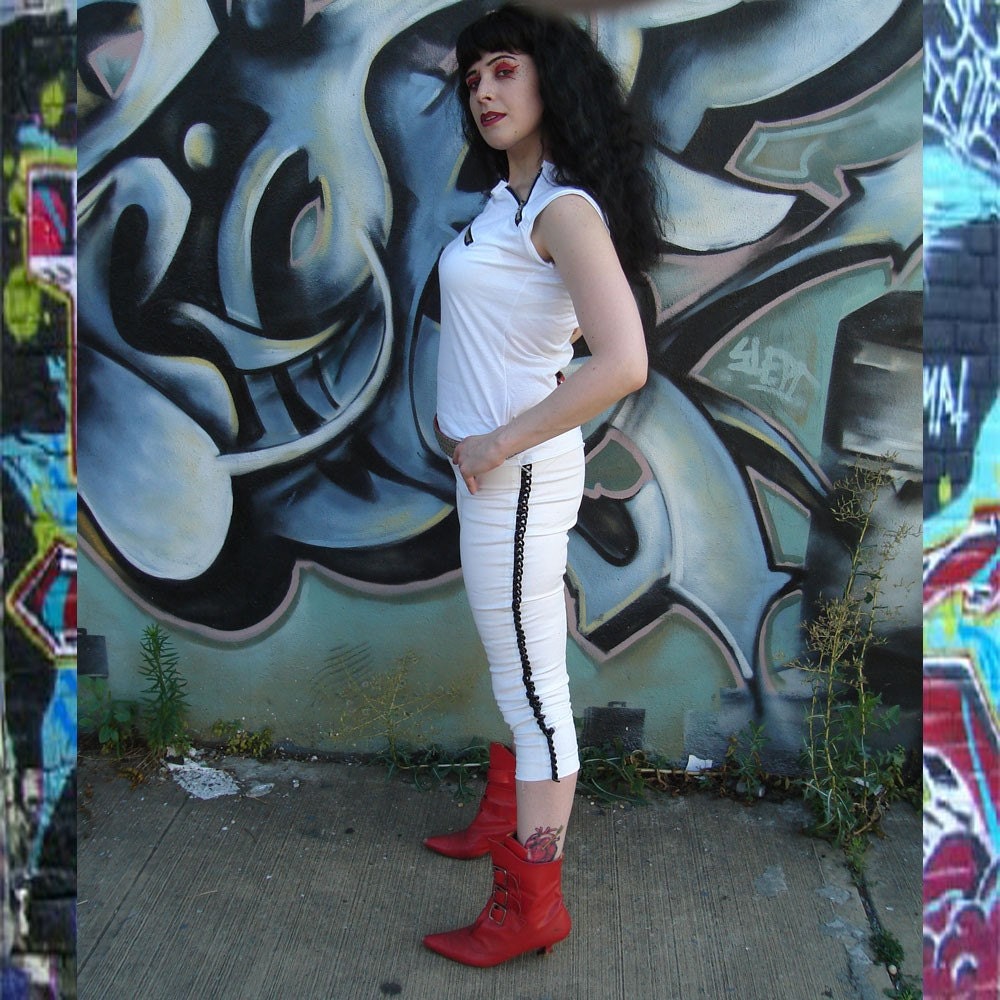 Chains of love capris