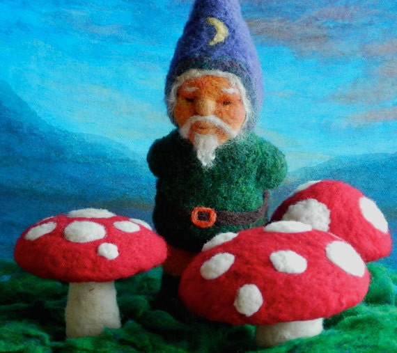 DIY Red Polka Dot Mushroom and Gnome PDF tutorials - Make your own Holiday Felt Mushrooms and Gnomes - Instant Download