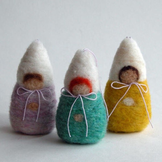 DIY Tree Ornament - PDF Instruction - Needle Felted Winter Children / Baby Gnomes