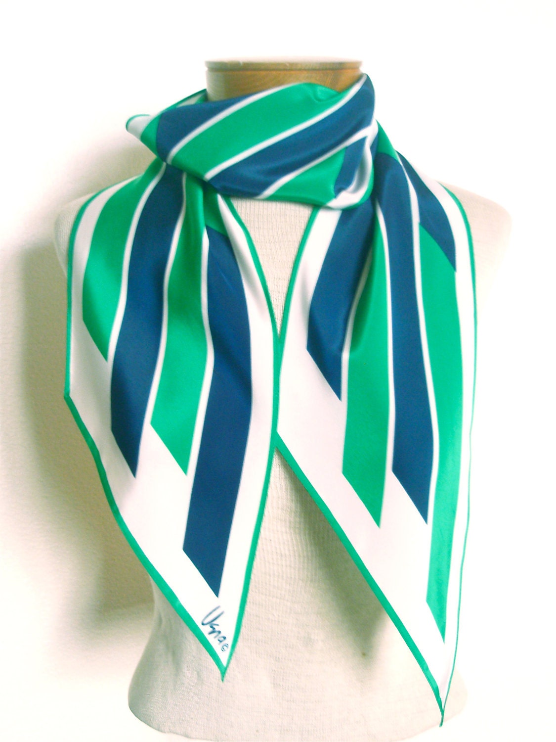 Take 50% OFF all Vera - Irish Colorblock - a vintage 1980's Vera Neumann Verasa Wing-Tip Scarf