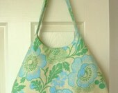 Shoulder bag in fresh greens and blues