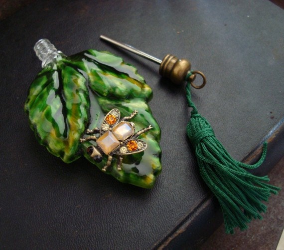 FALL LEAF VESSEL, Jeweled Bug Perfume Bottle Pendant, Gorgeous Fall Colors, Decorative Glass