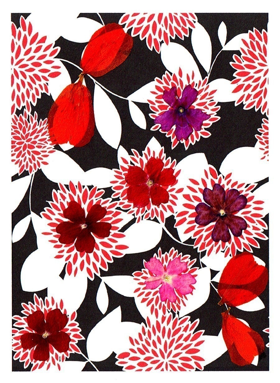 EXTRA CARD FREE HANDCRAFTED DESIGNER CARDS with REAL FLOWERS buy a SET OF FIVE AND RECEIVE AN EXTRA ONE FREE
