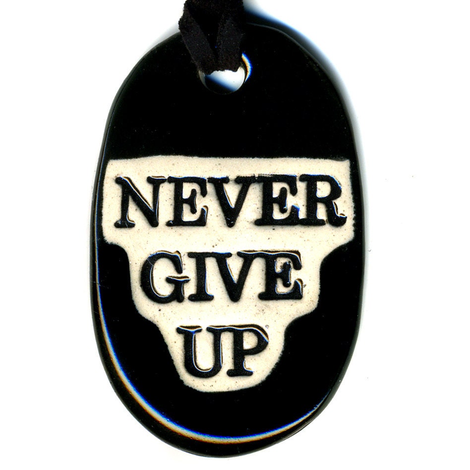 Never Give Up Ceramic Necklace in Black
