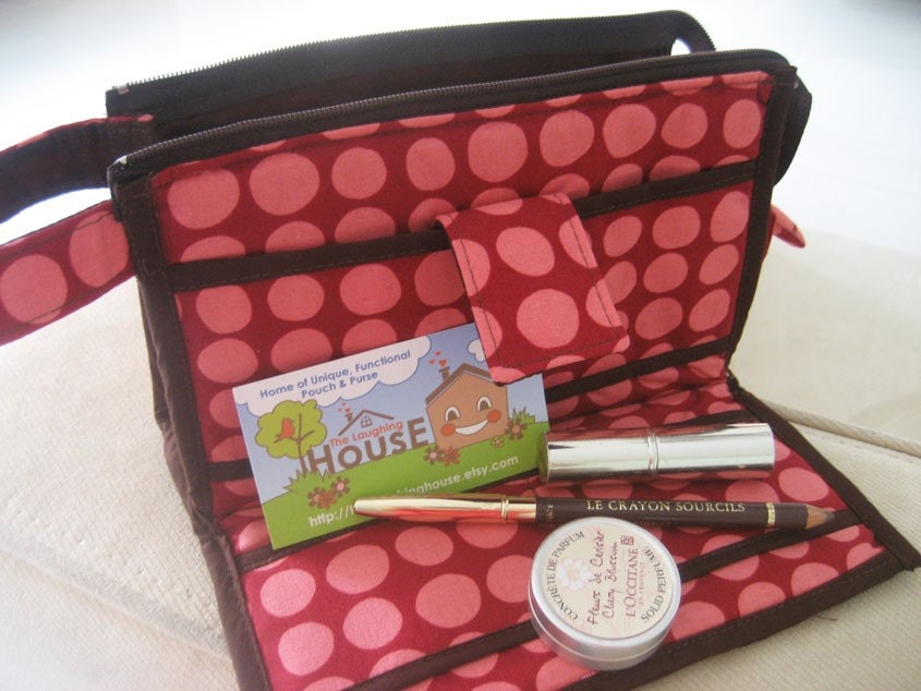 Organizer Clutch Wristlet (Sunspot in Wine)
