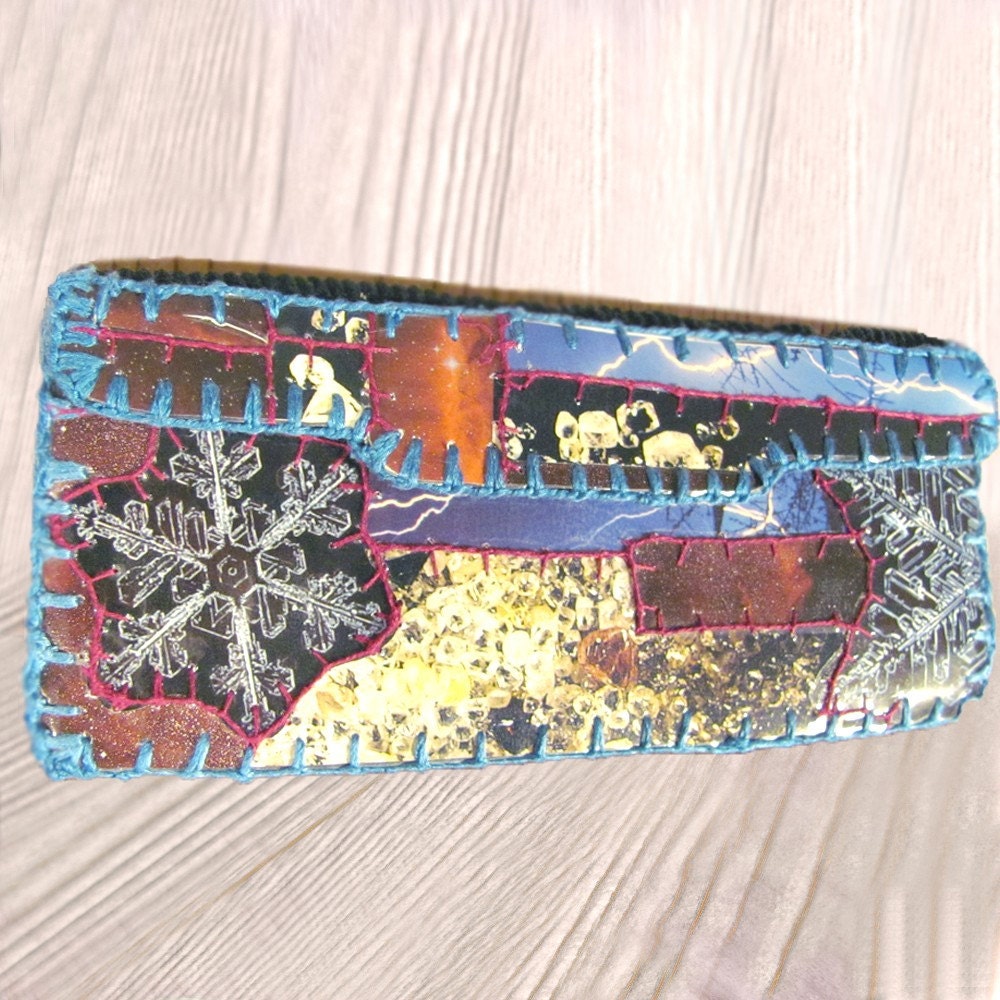 Snowflake colllage wallet