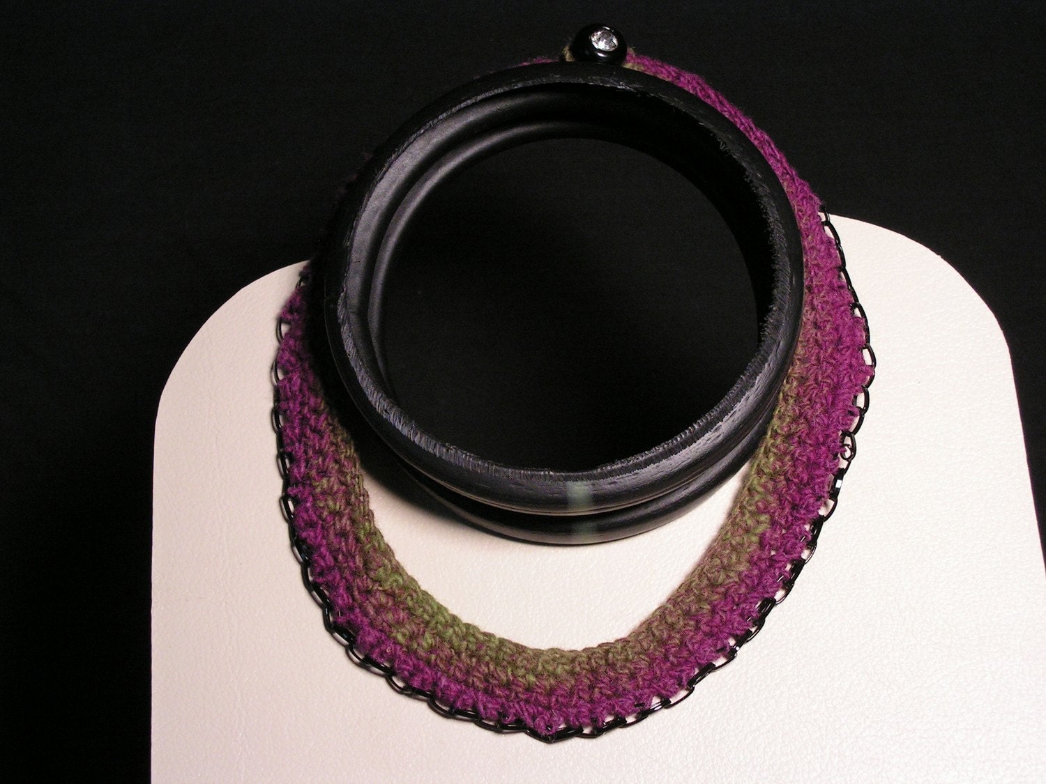 Black chain crochet necklace
