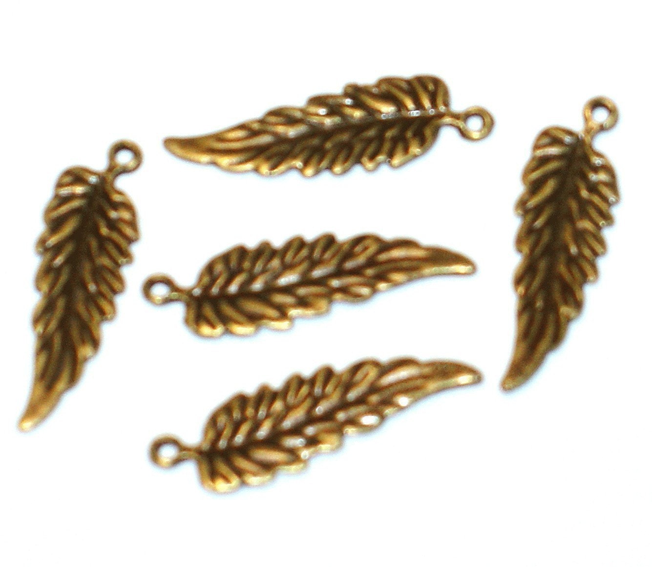 10 pcs of Antiqued brass leave drops