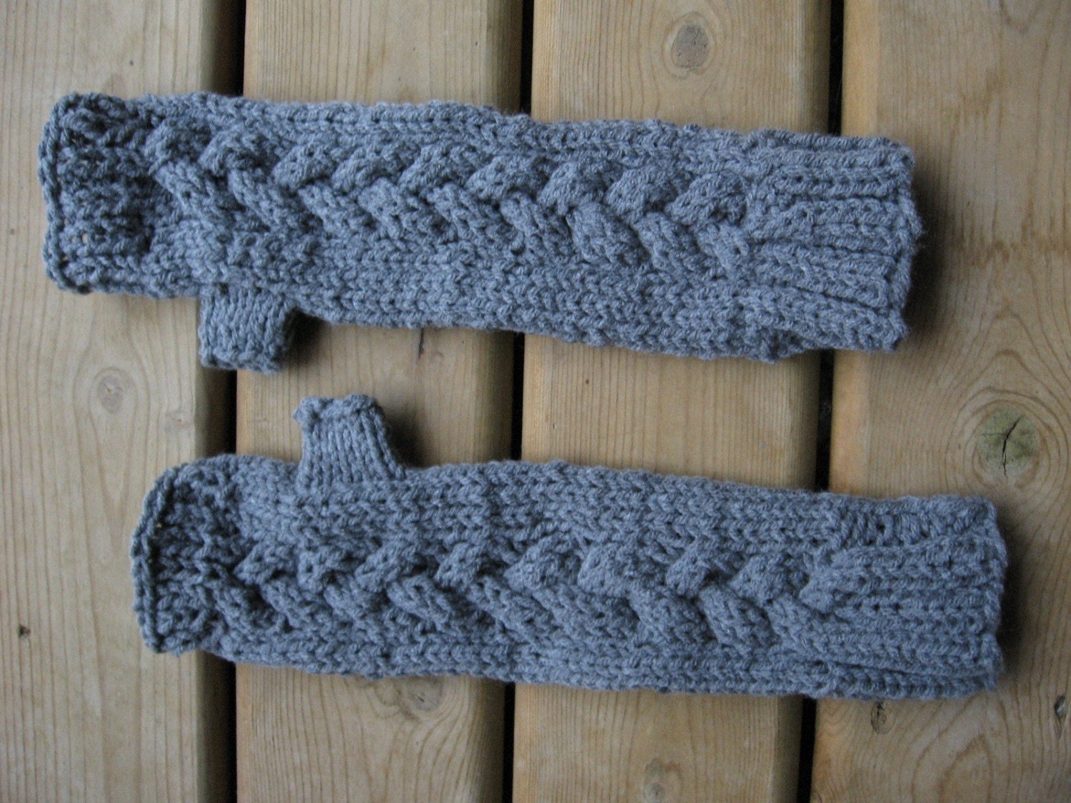 Fingerless long gloves/mittens gray with cable pattern
