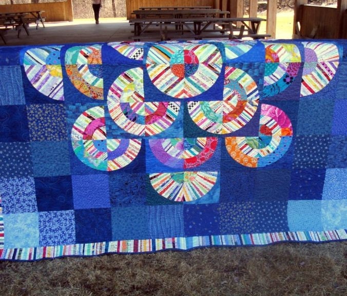 Selvage Circles Double/Queen Quilt