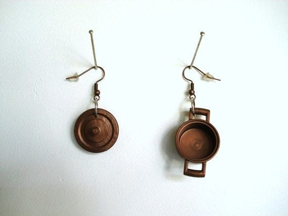 pan and cover earrings