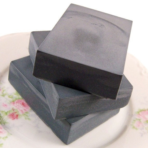 Activated Charcoal Facial Soap - with Goats Milk, Bentonite Clay, and Tea Tree Oil - For All Skin Types