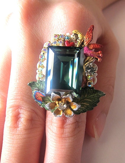 Love Fairy With Green Crystals Ring