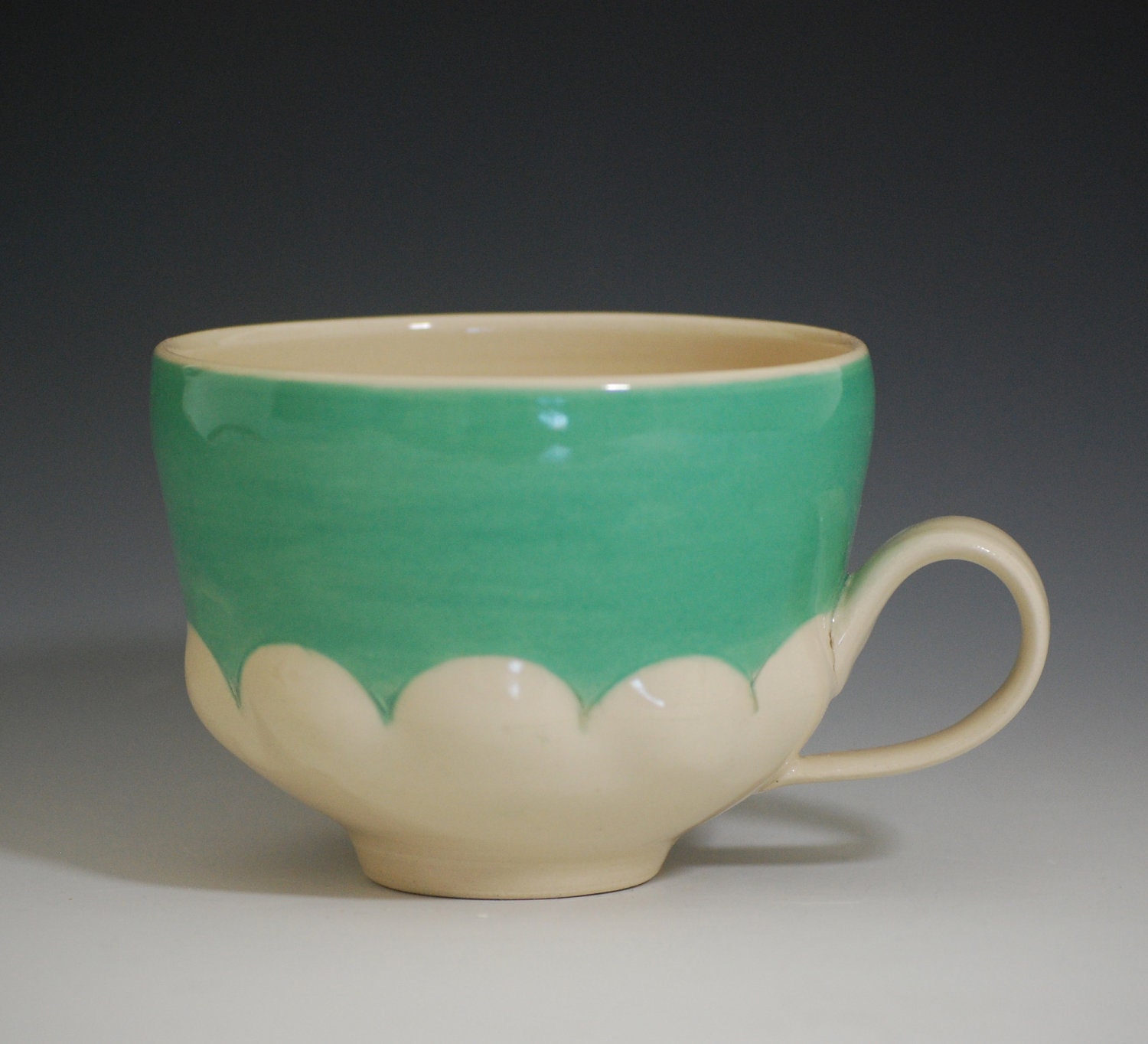 jade scallop cup