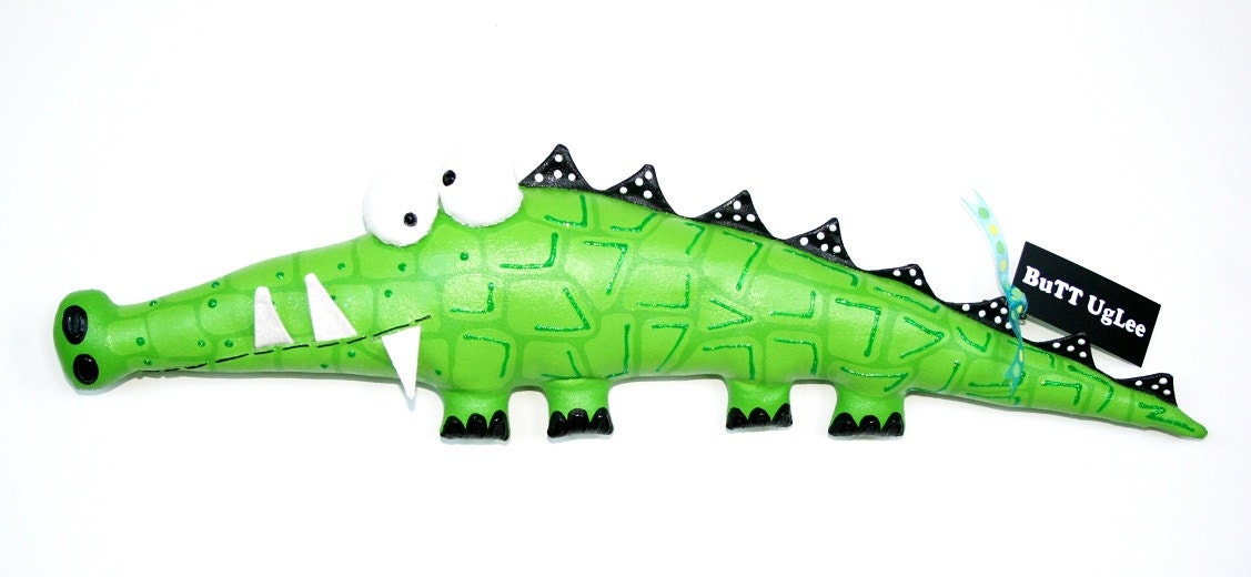 AlliGatoR named KiWi ... WhiMsicaL WaLL ArT ... Lime Green Spots ... BuTT UgLee