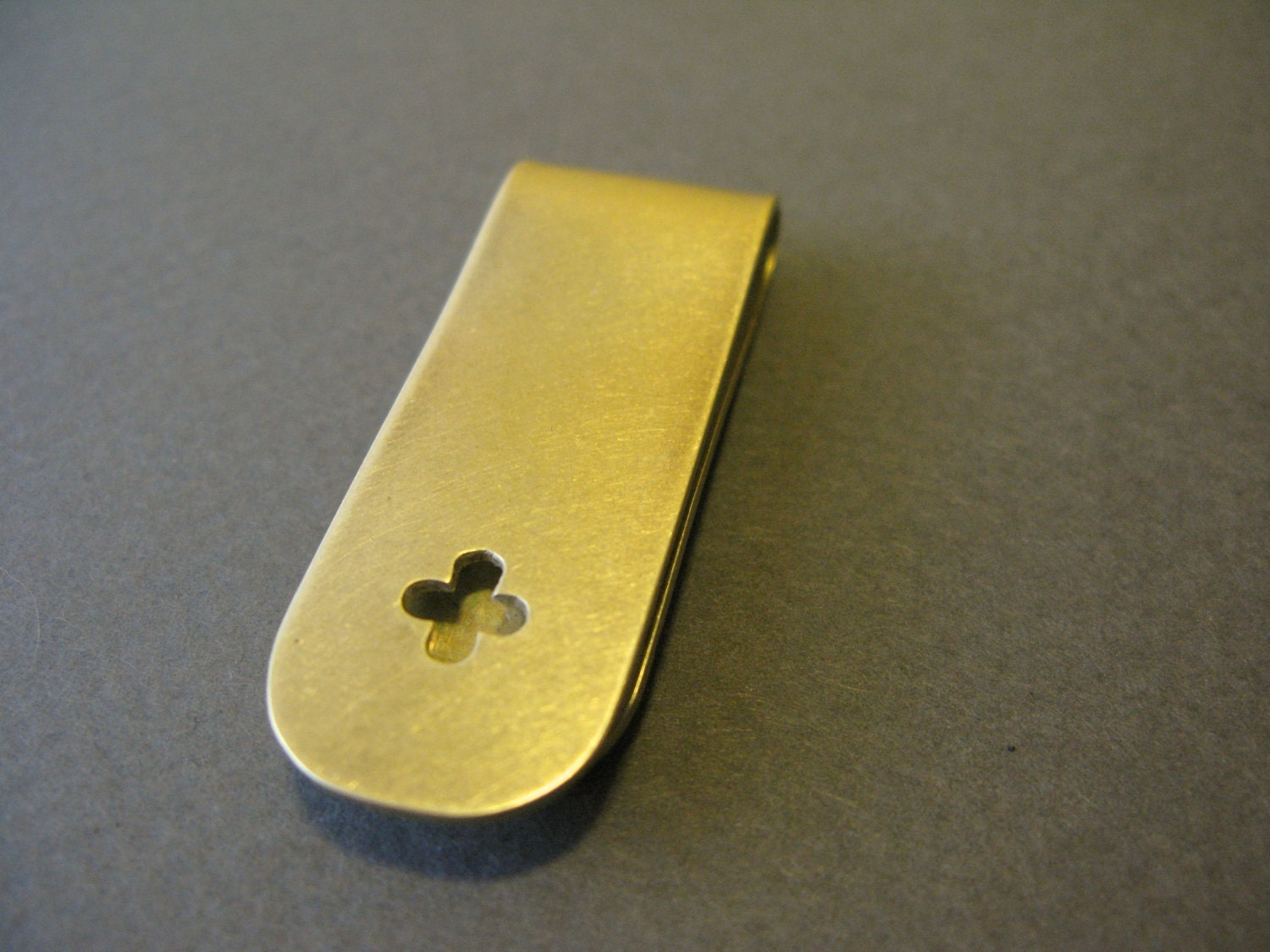 Quatrefoil - Hand-pierced brass money clip